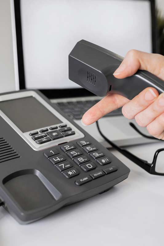 Kathrin_Deckel-Kontakt